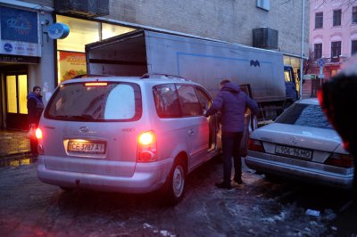 Підприємець, що продав "броники" міськраді, відмовився повертати за них гроші (ФОТО)