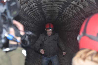 Чернівецьких журналістів провели новим підземним маршрутом міста (ФОТО)