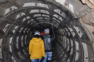 Чернівецьких журналістів провели новим підземним маршрутом міста (ФОТО)