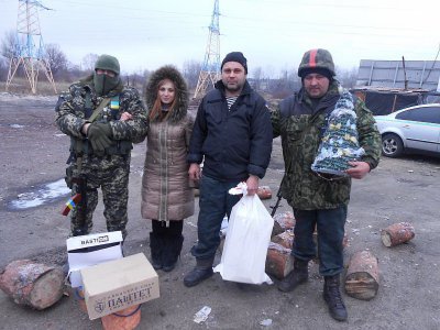 Чернівецькі освітяни передали в АТО теплий одяг (ФОТО)