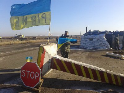 Чернівецькі освітяни передали в АТО теплий одяг (ФОТО)