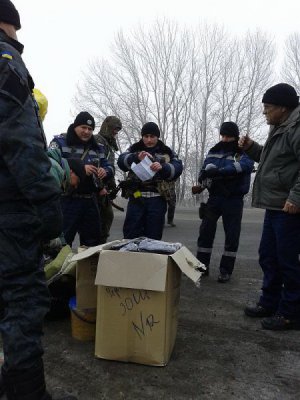 Чернівецькі освітяни передали в АТО теплий одяг (ФОТО)