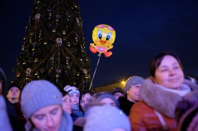 У Чернівцях відкрили новорічну ялинку (ФОТО)