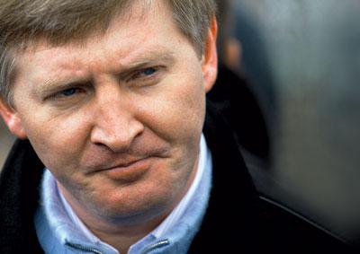 Ахметова допитали в Генпрокуратурі у справі фінансування тероризму Ахметова допитали в Генпрокуратурі у справі фінансування тероризму