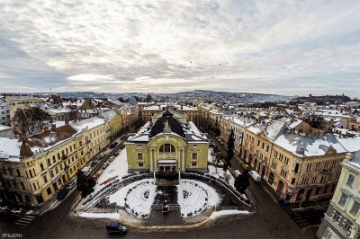 В Інтернеті розмістили вражаючі фото Чернівців з висоти пташиного польоту (ФОТО)