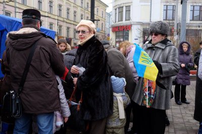 Чернівчани приєдналися до Маршу миру, щоб засудити тероризм