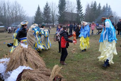 Колядники з усієї Буковини проводжали свята в музеї просто неба (ФОТО)