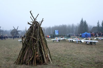 Колядники з усієї Буковини проводжали свята в музеї просто неба (ФОТО)