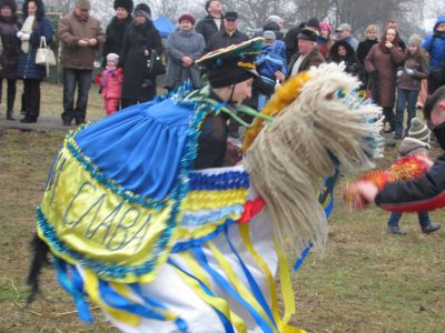 У Чернівцях у музеї просто неба танцювали коні та ведмеді (ФОТО)