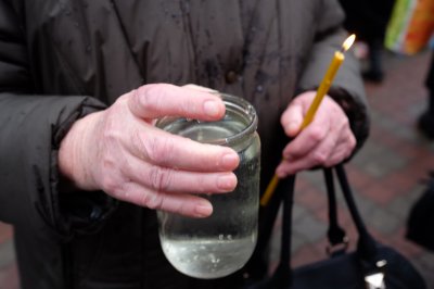 У церквах Чернівців освятили воду (ФОТО)