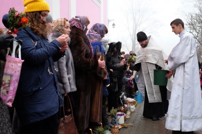 У церквах Чернівців освятили воду (ФОТО)