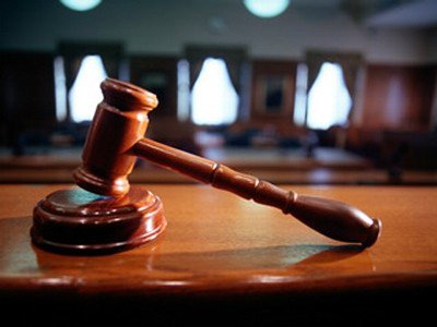 На Буковині покарали жінку-посадовця На Буковині покарали жінку-посадовця