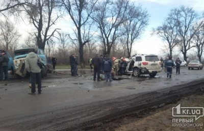 Авто Кузьми зіткнулося з вантажівкою, яка перевозила молоко (ФОТО)