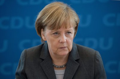 Меркель виступила проти постачання зброї в Україну