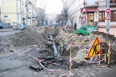 Підрядник відверто бреше, - мер Каспрук про фірму, що мала ремонтувати вулицю Хмельницького