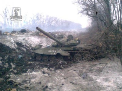 Міноборони обіцяє бійцям преміальні за підбиті в лютому танки