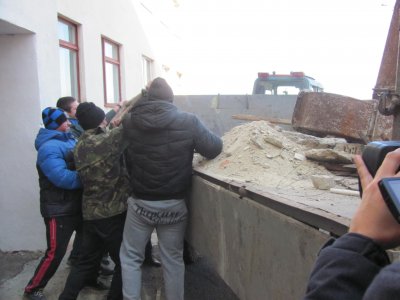У Чернівцях ремонтують бомбосховища (ФОТО)