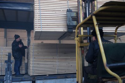У Чернівцях затримали партію контрабанди цигарок на мільйон гривень (ФОТО)