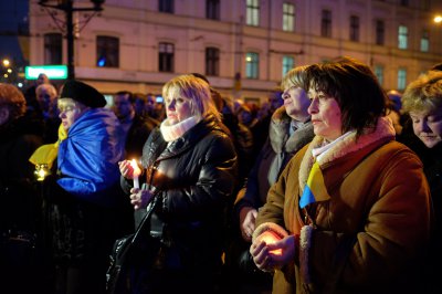 Мітинг-реквієм за Героями Небесної сотні відбувся в Чернівцях (ФОТО)