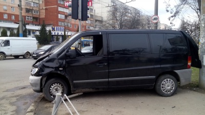 В районі Кварцу - ще одне ДТП. Одна людина в реанімації