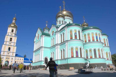 На Буковині зменшився попит на паломницькі тури в монастирі УПЦ