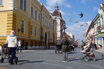 До Чернівців прийшла весна (ФОТО)