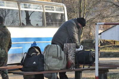 З Чернівців на військові навчання до Рівного відправили 25 буковинців (ФОТО)