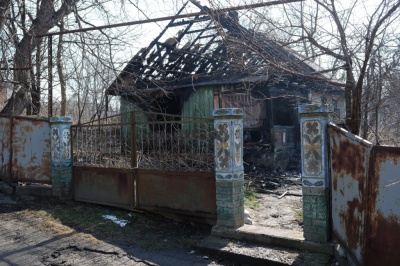 Сусіди згорілого будинку у Чернівцях розповіли подробиці нічної трагедії (ФОТО)