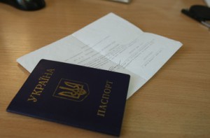 За ідентифікаційним кодом до податкової звернулося більше чернівчан ніж торік