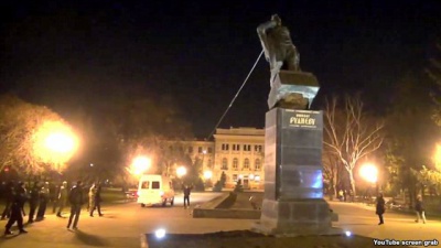 Харківська міліція розцінила знесення пам’ятників як хуліганство