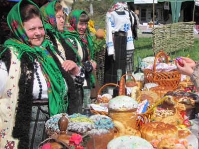 У Чернівцях влаштували фестиваль великодніх забав (ФОТО)