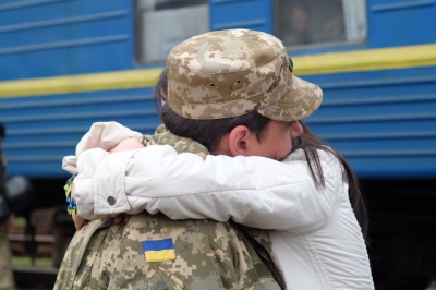 В зону АТО з Чернівців відправились буковинські десантники (ФОТО)