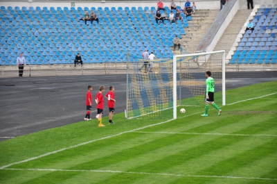 "Буковина" у Чернівцях зазнала розгромної поразки 1:4 (ФОТО)