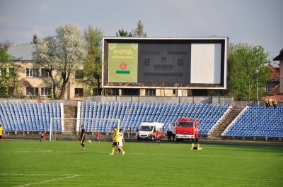 "Буковина" у Чернівцях зазнала розгромної поразки 1:4 (ФОТО)