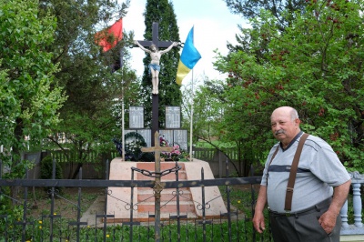 У чернівецьких Ленківцях спорудили пам’ятник «Примирення» (ФОТО)