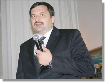 АП: Російські офіцери тренують 50-тисячну армію бойовиків на Донбасі АП: Російські офіцери тренують 50-тисячну армію бойовиків на Донбасі