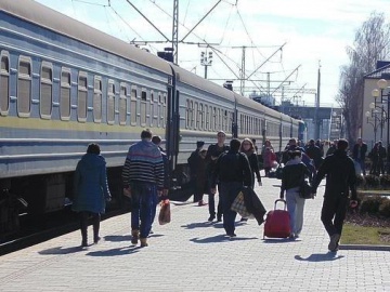 Кількість переселенців з Донбасу та Криму сягнула майже 855 тисяч осіб Кількість переселенців з Донбасу та Криму сягнула майже 855 тисяч осіб