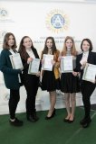 Школярки з Буковини відзначилися на Всеукраїнському конкурсі Школярки з Буковини відзначилися на Всеукраїнському конкурсі