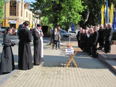 У Чернівцях відбувся молебень за жертвами війни (ФОТО)