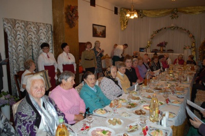 Мерія Чернівців провела святкові вогники для ветеранів (ФОТО)