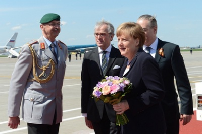 Меркель прибула в Москву