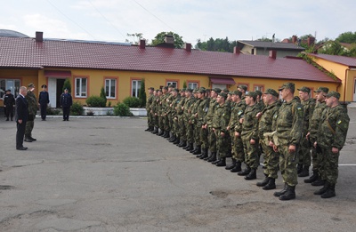 Ще одна група патрульних з Буковини вирушила в зону АТО (ФОТО)