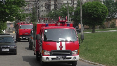 У Чернівцях тренувалися гасити пожежу в "Черемоші" (ФОТО)