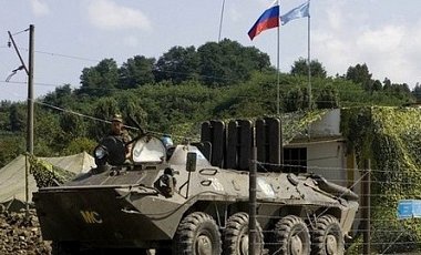 Біля Херсонщини виявлено позицію російських військ із важкою технікою Біля Херсонщини виявлено позицію російських військ із важкою технікою