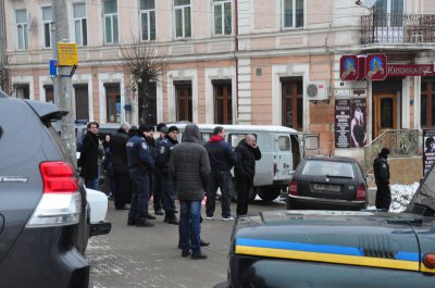 Одну з підозрюваних у розчленуванні трупа в Чернівцях відпустили додому