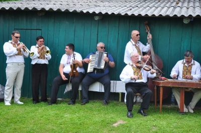 В річницю народження Івана Миколайчука Буковину відвідали відомі друзі актора (ФОТО)