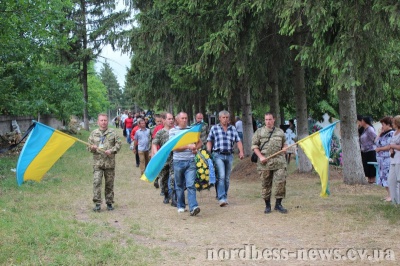 Сокирянщина попрощалася із загиблим в АТО земляком (ФОТО)