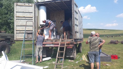 З Буковини поїхала в АТО лазня на колесах