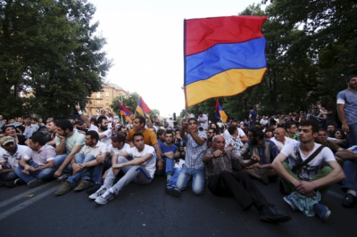 У Вірменії вимоги протестувальників влада назвала нездійсненними