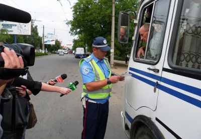 Операція "Автобус" — виявили трьох п’яних водіїв і 200 оштрафували